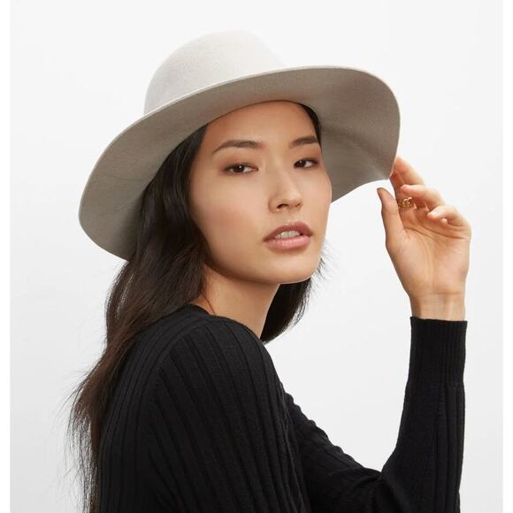 Club Monaco Millennie Wool Hat Ivory Biege main image 7